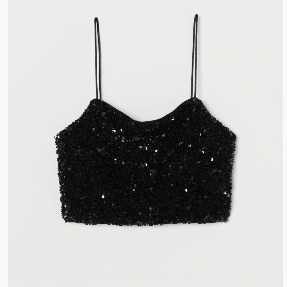 Crop Top - Picture 1 of 4